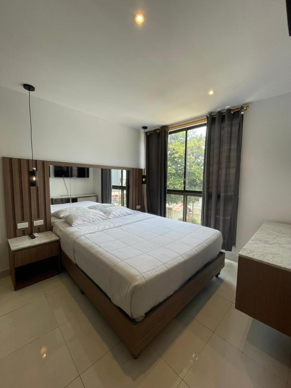 Novapark Kennedy Hotel Guayaquil Extérieur photo
